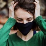 Ademhalen met een mondkapjeTip oktober 2020: Tel je ademhaling eens